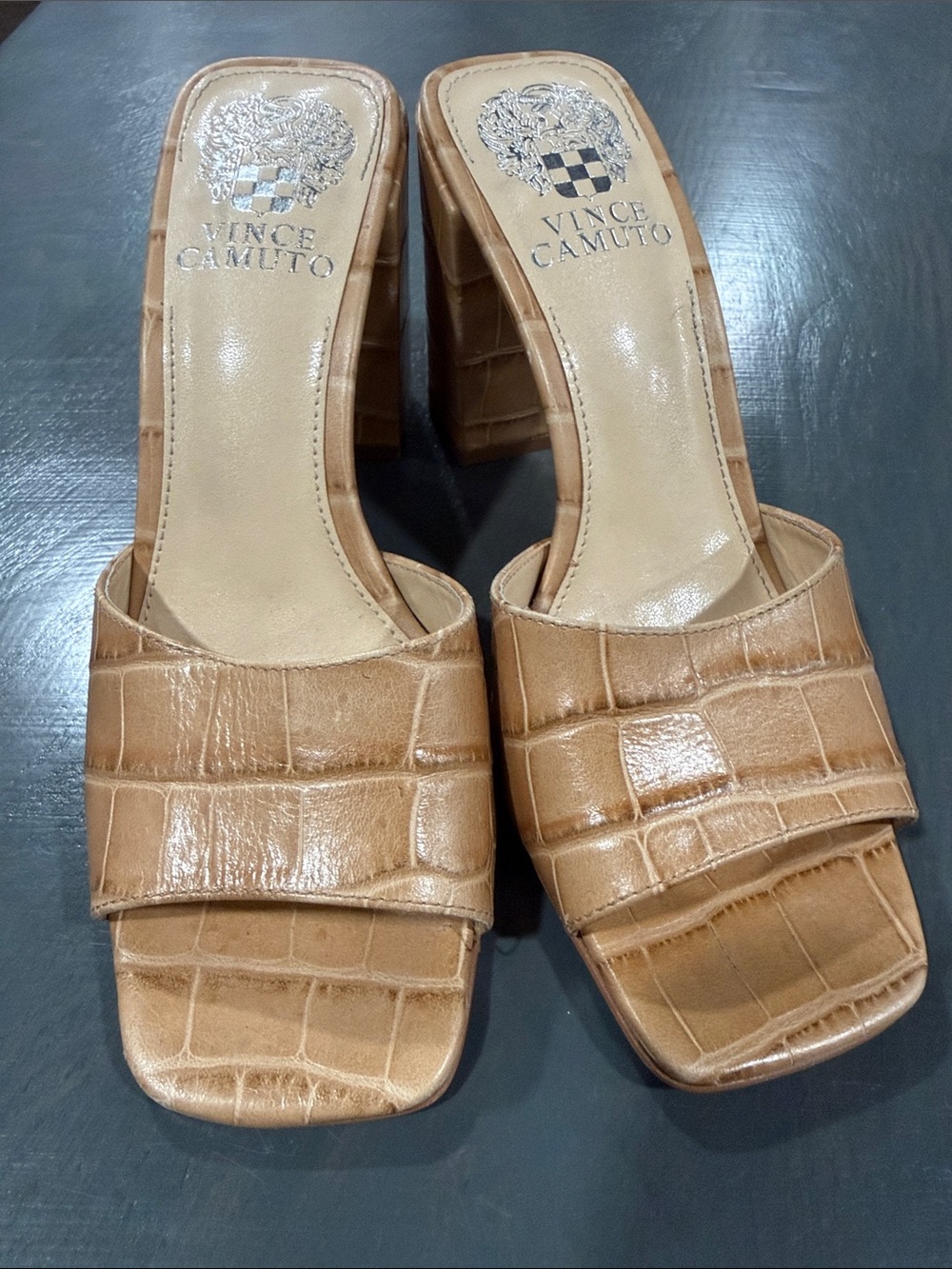 Vince Camuto Daisana Nude Tan Croc Embossed Block Heel Sandals - Size 5.5